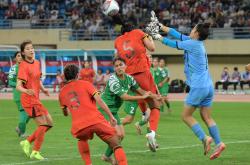 开云体育官方网站-包含力拔头筹！女足国家队备战冠亚军争霸的词条