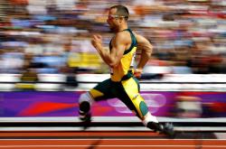 开云官方app入口-雷霆万钧难敌铜墙铁壁，北京队战术压制，布伦森化身关键先生