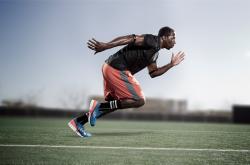 开云体育官方网站-新王加冕还是时代更迭？ATP总决赛横扫澳网，西西帕斯点燃赛场诠释网球未来