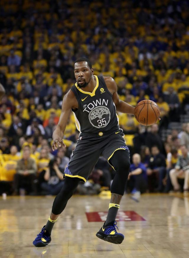 阿尔梅里亚主场大胜,全面压制对手 阿尔梅里亚主场大胜,全面压制对手