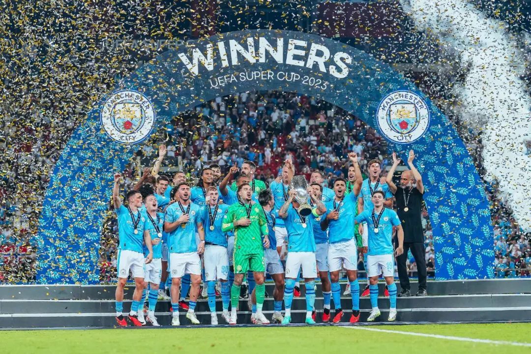 曼城再次夺得英超冠军,刷新多项纪录的简单介绍 曼城再次夺得英超冠军,刷新多项纪录的简单介绍