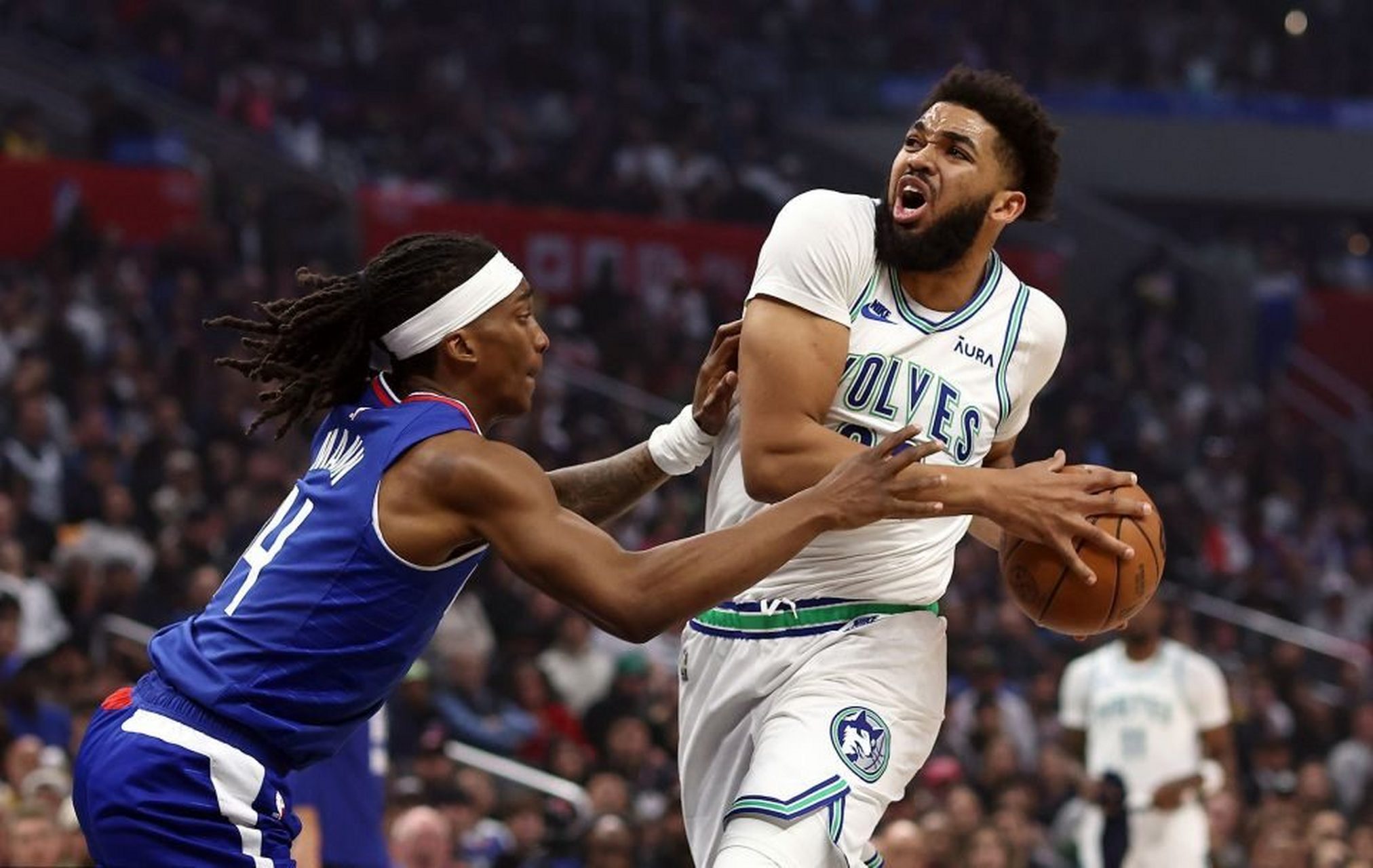 巴西篮球队激战赢得胜利，迈向更高高度的简单介绍