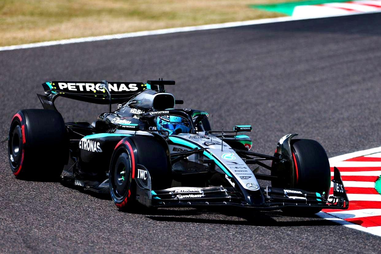 关于梅赛德斯鏖战红牛车队，维斯塔潘惊艳四座的信息