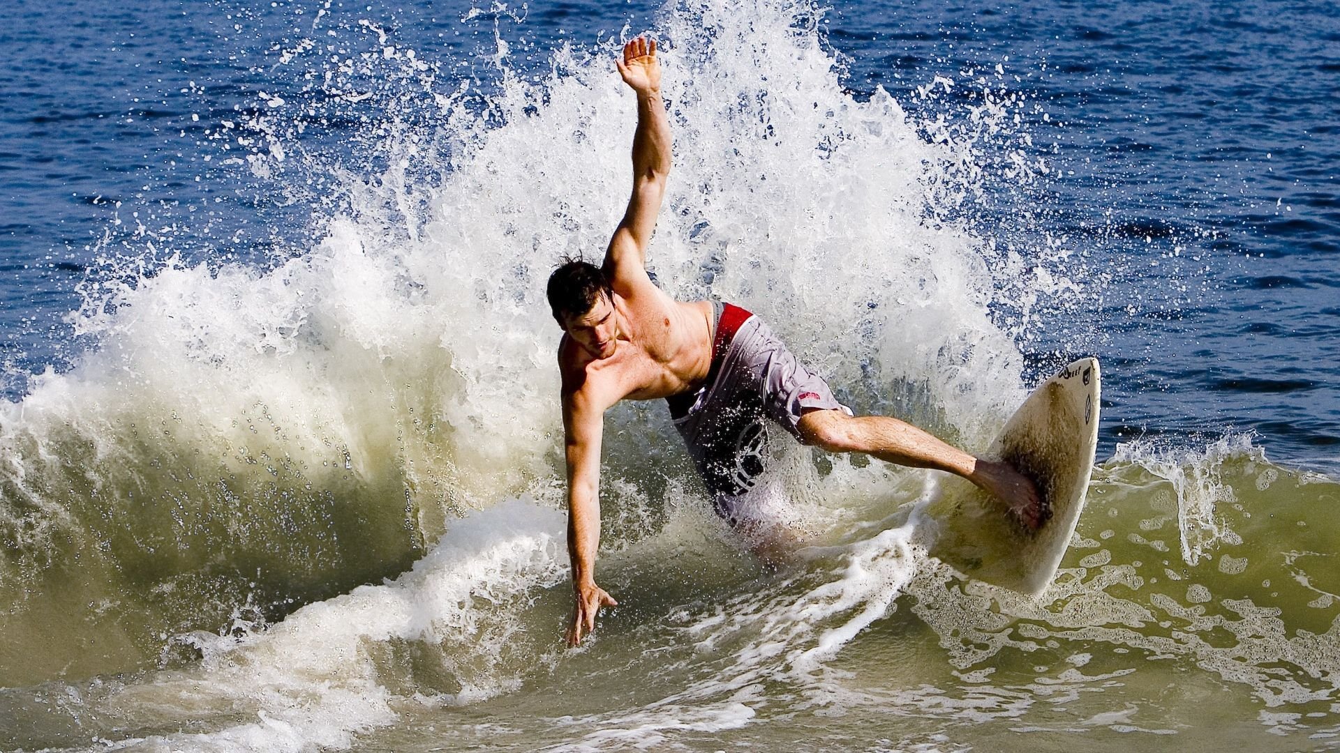 年度焦点之战,北京队击溃新疆队,铁血防守铸就经典逆转